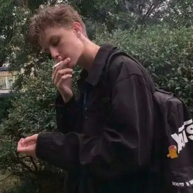 6686体育官网海外作者听闻余生