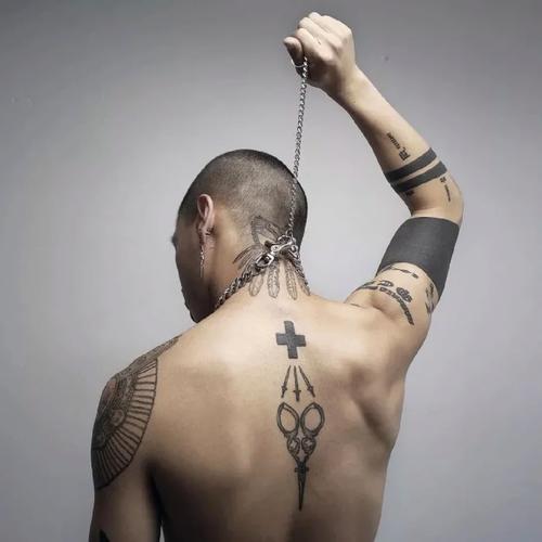 6686体育官网海外作者Upton