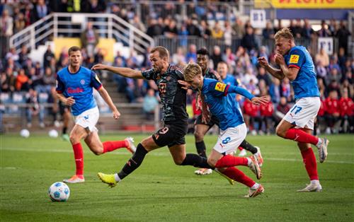 基尔荷尔斯泰因 vs 拜仁慕尼黑