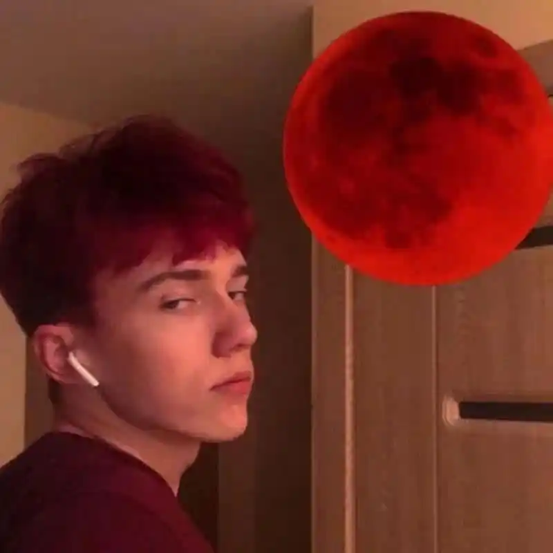 6686体育钻石作者Frank