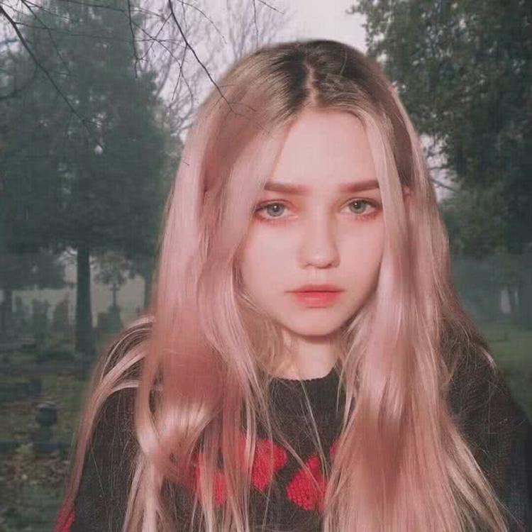 6686体育合作伙伴Queen